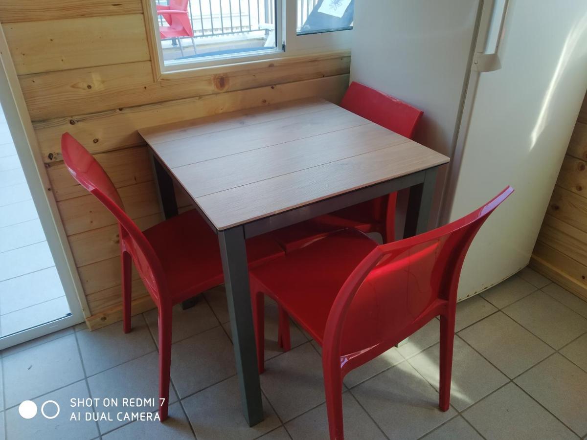 Habitacion Familiar En Un Atico Con Gran Terraza Y,Cocina ,En La Playa Burriana Dış mekan fotoğraf